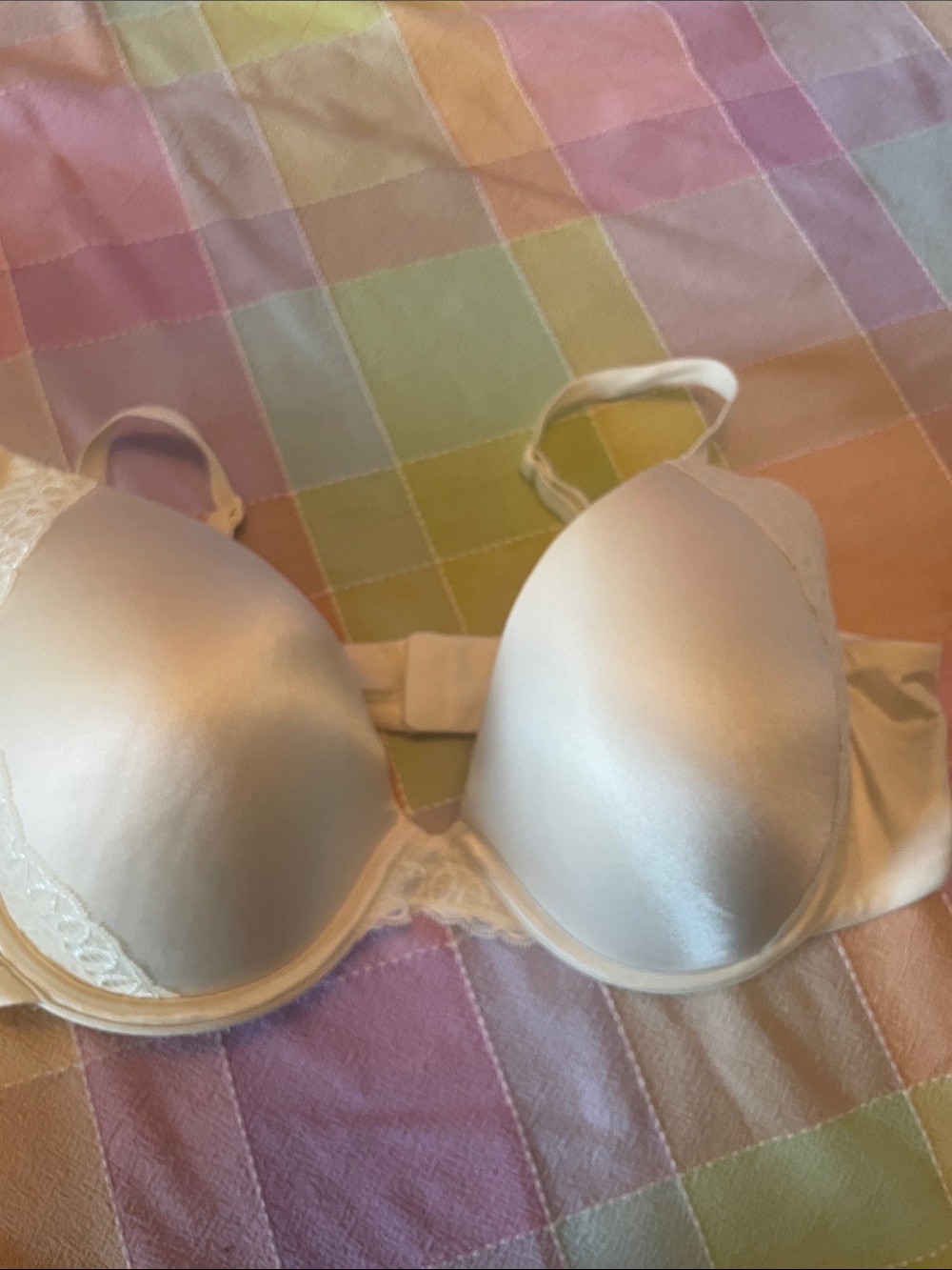 Maidenform Smooth Ivory Underwire T-Shirt Bra
